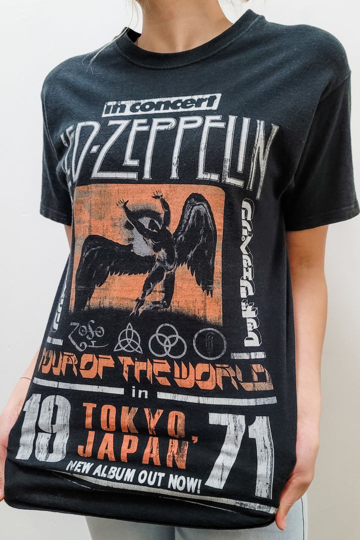 Led Zepplin In Concert Tour Of The World Black Graphic Tee