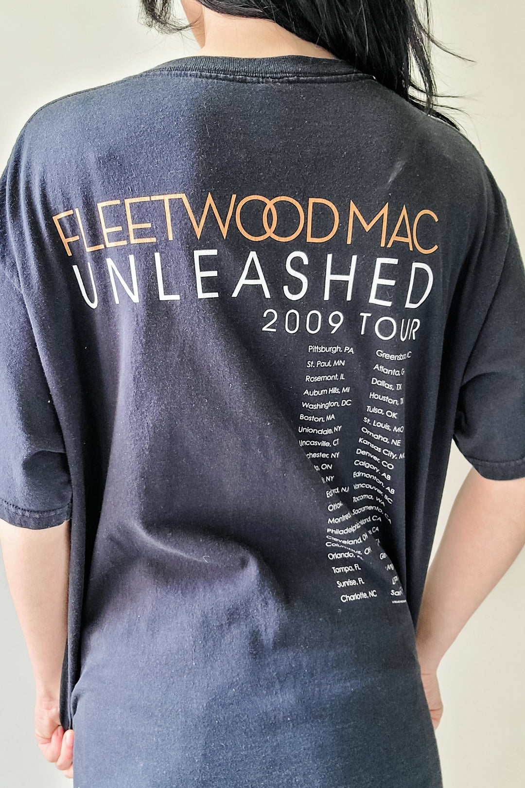 Fleet Wood Mac Black Unleashed Concert Tee