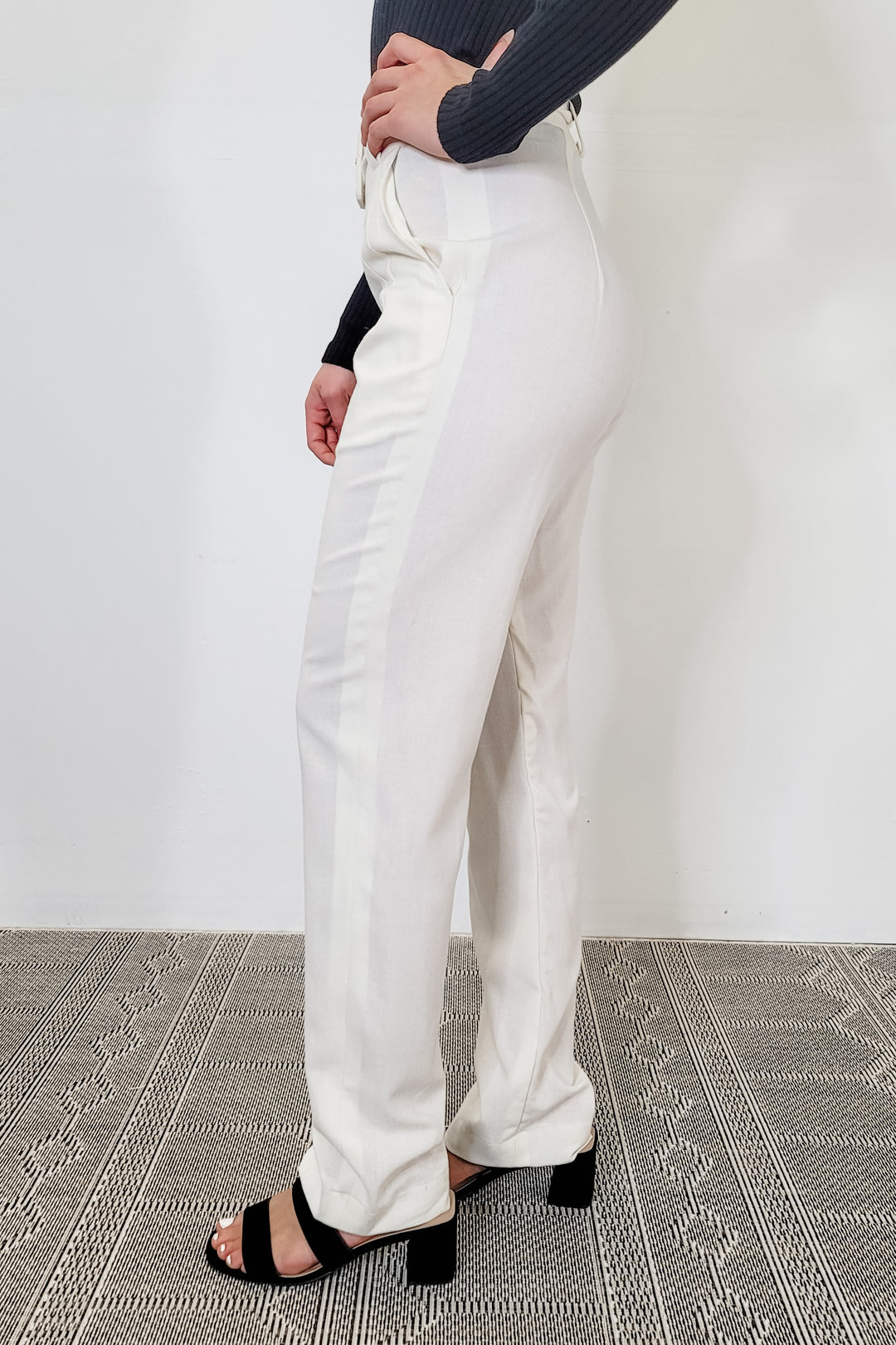 Yumi Kim White Linen Belted Pants
