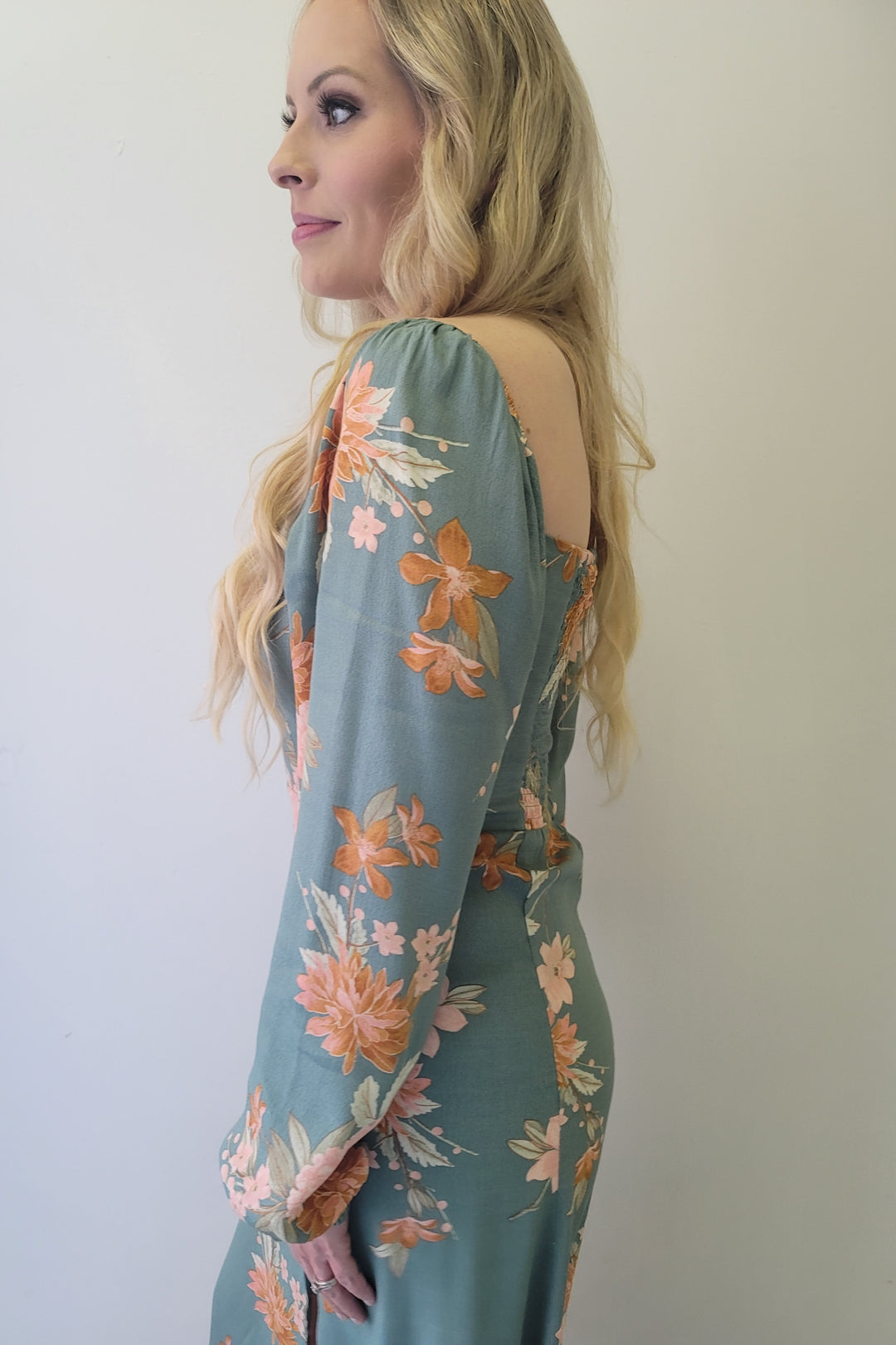 Jasper Peach Caramel Floral LS Midi Dress