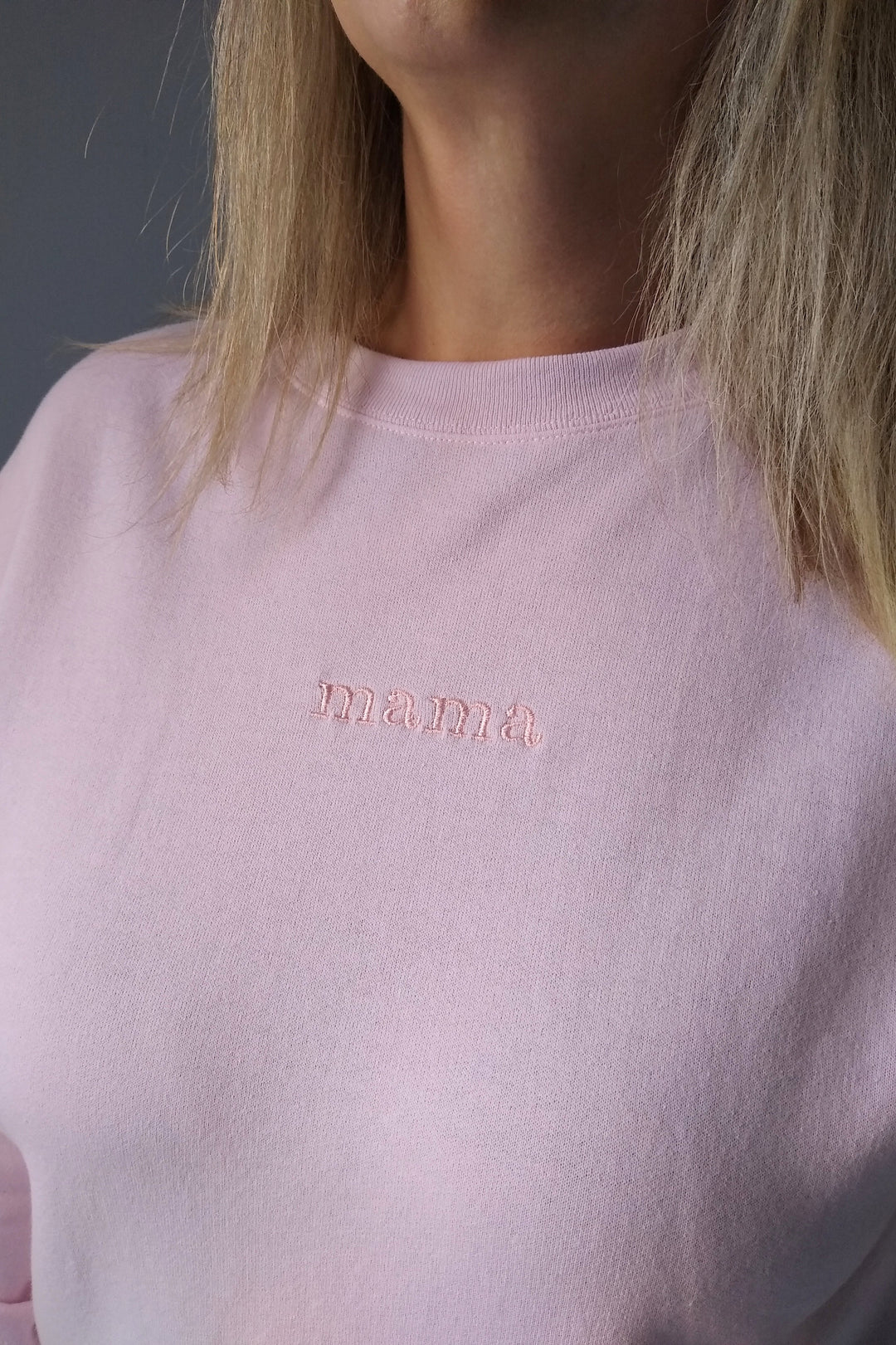 Mama Light Pink Embroidered Crewneck Sweatshirt