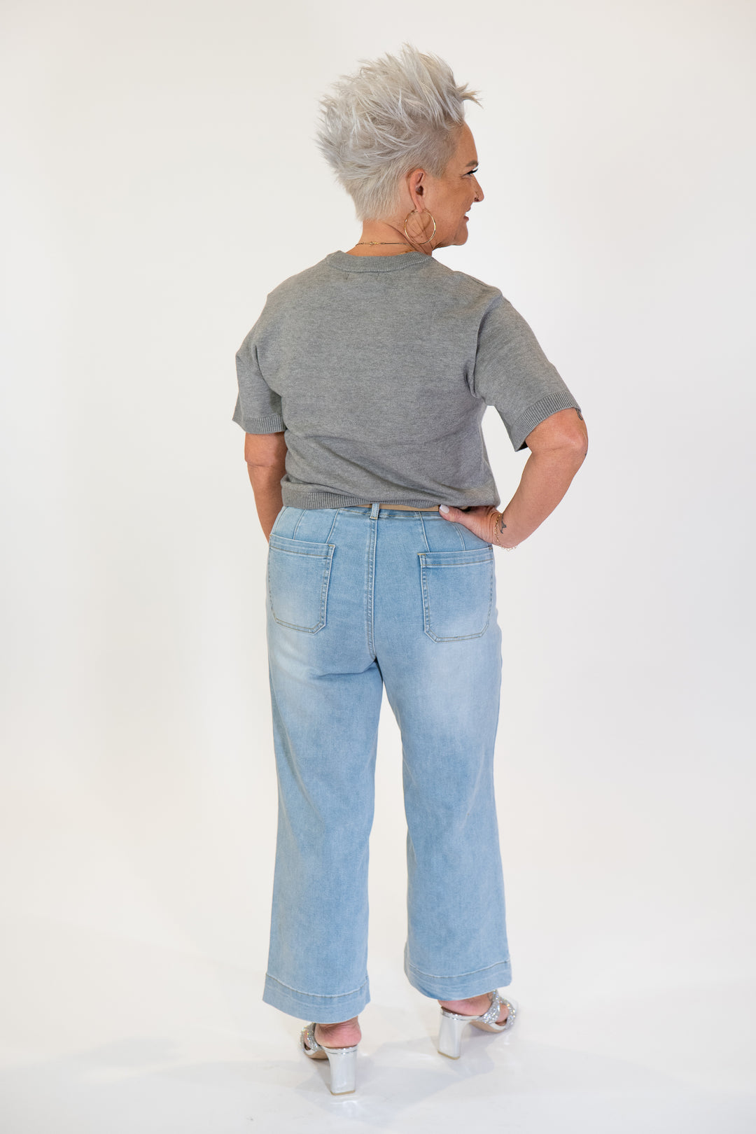 Steve Madden Kori Grey Short Sleeve Sweater Top