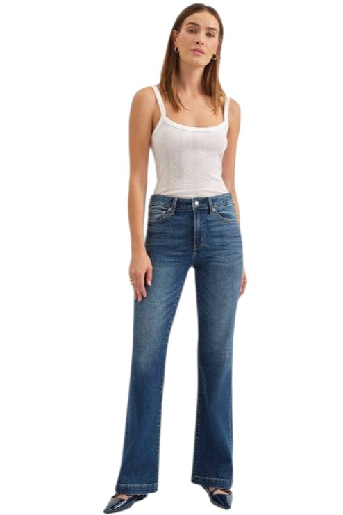 Daze Heartbreaker Mid Rise Hit Maker Flare Jeans