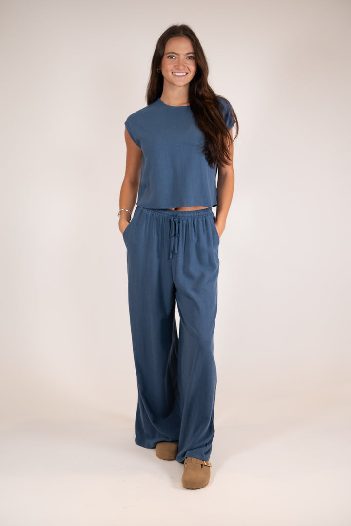 Sadie & Sage Indigo Meg Sugarloaf Sleeveless Linen Top