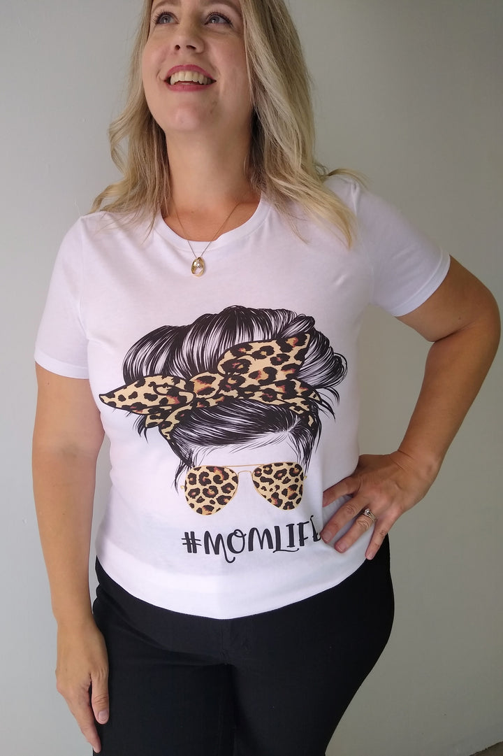 #MOMLIFE Cheetah Sunglasses White Graphic Tee