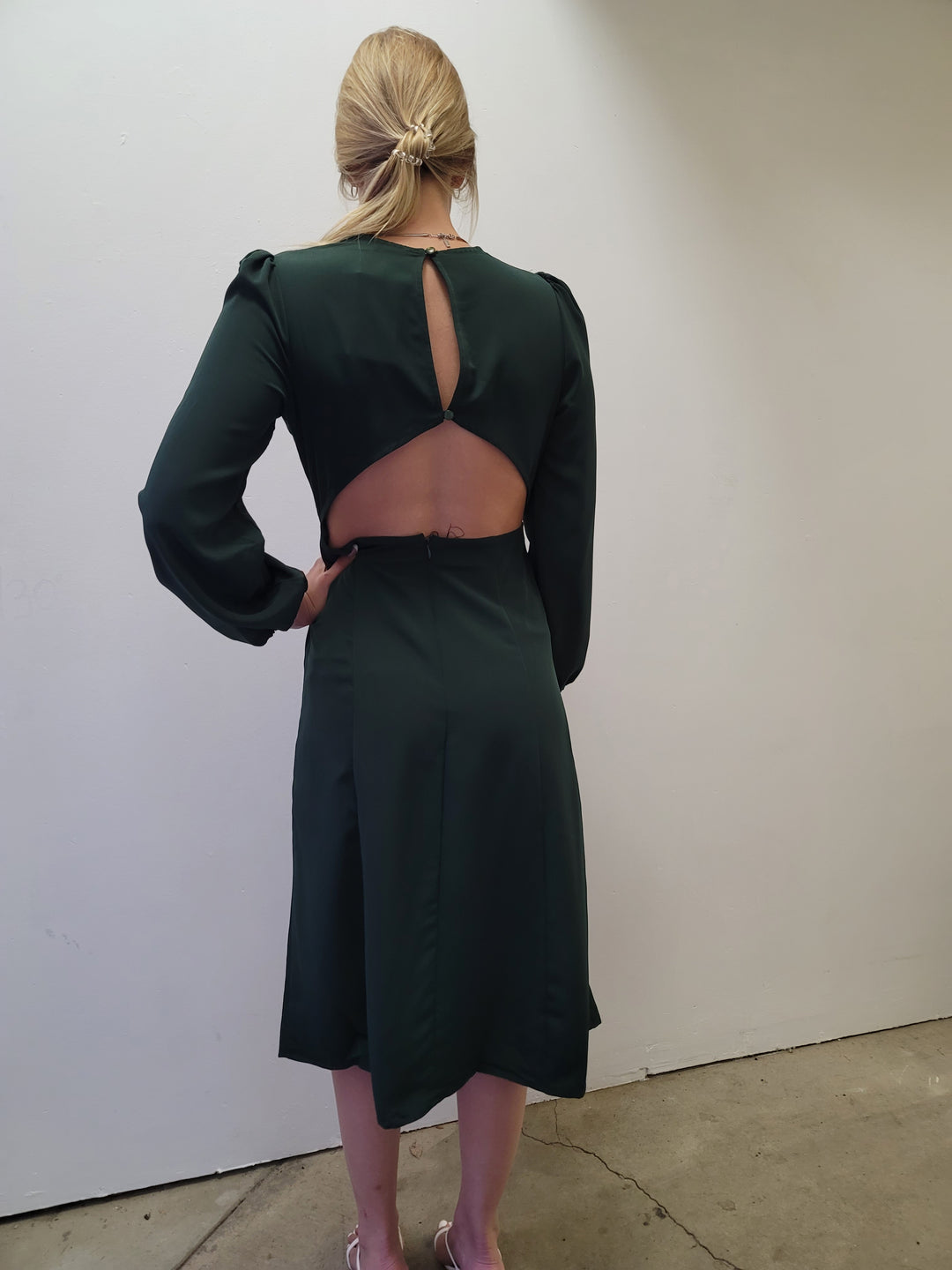 Molly Hunter Green Midi Dress