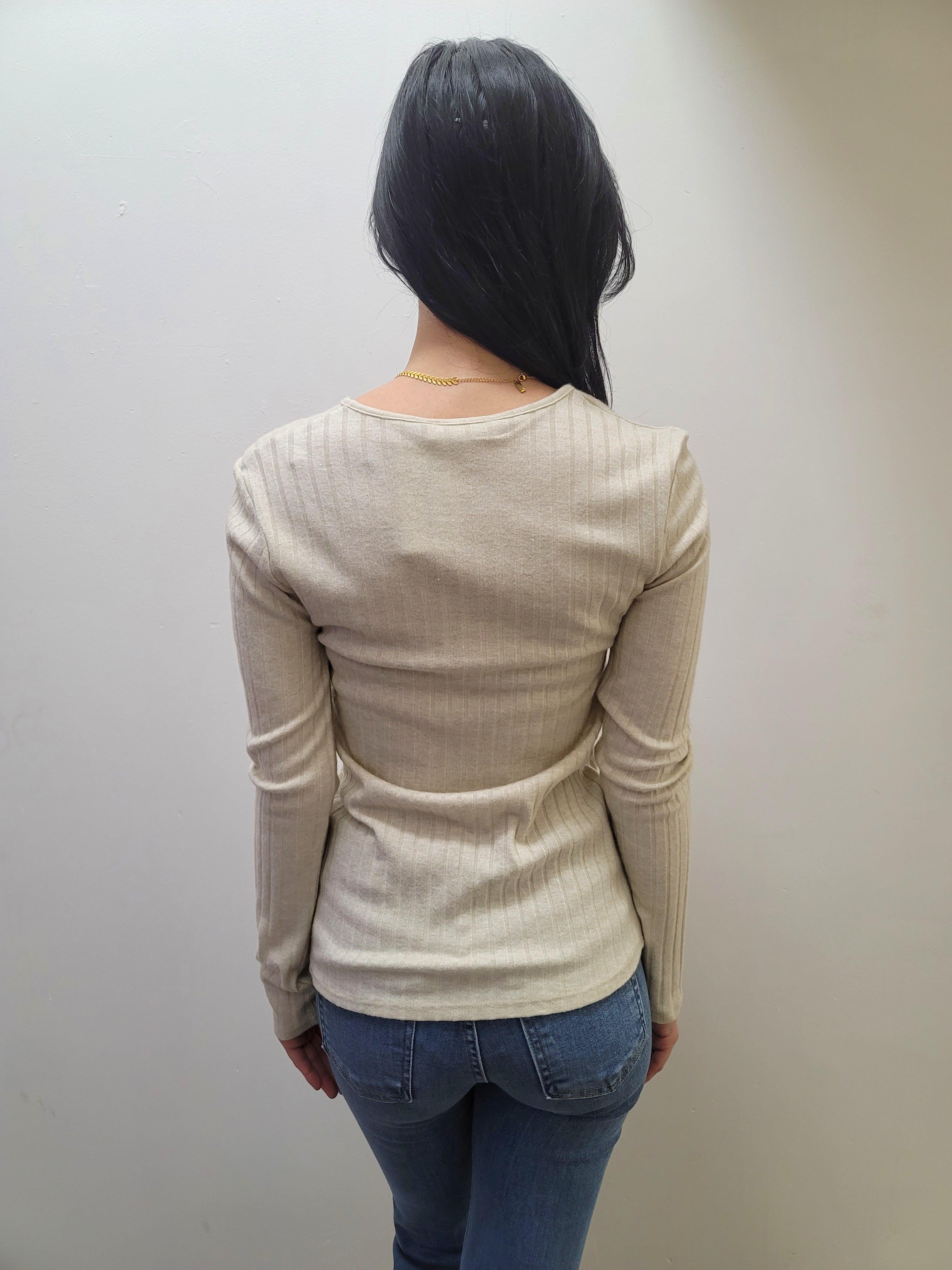 ◇KHAKIPOINT◇ Ribbed Button Tshirt ivory ESGina Boxy Shirt GOTS - Nacreous Clouds – esmestudios.com
