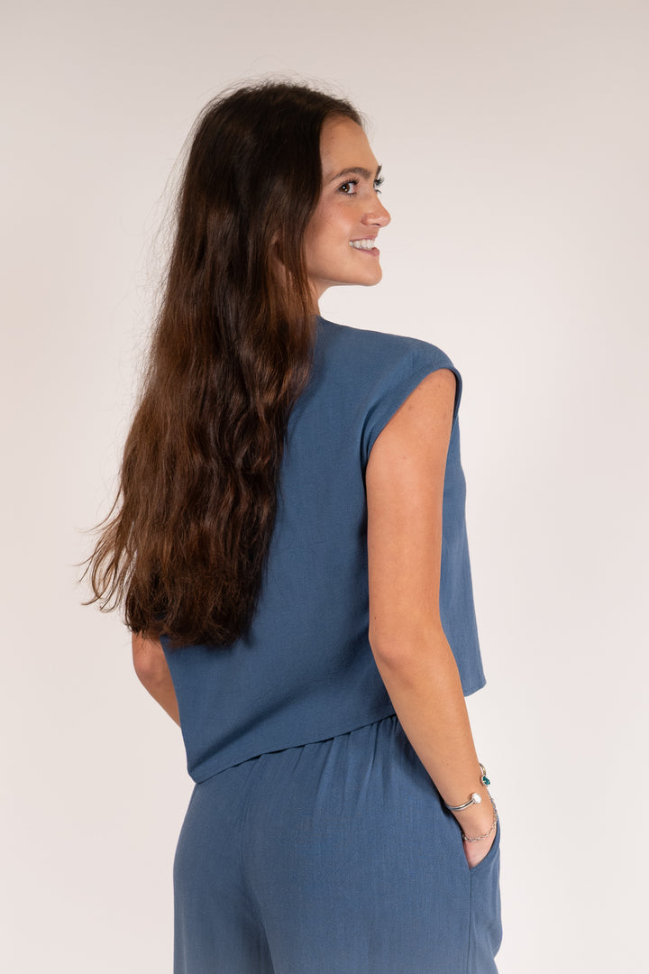 Sadie & Sage Indigo Meg Sugarloaf Sleeveless Linen Top