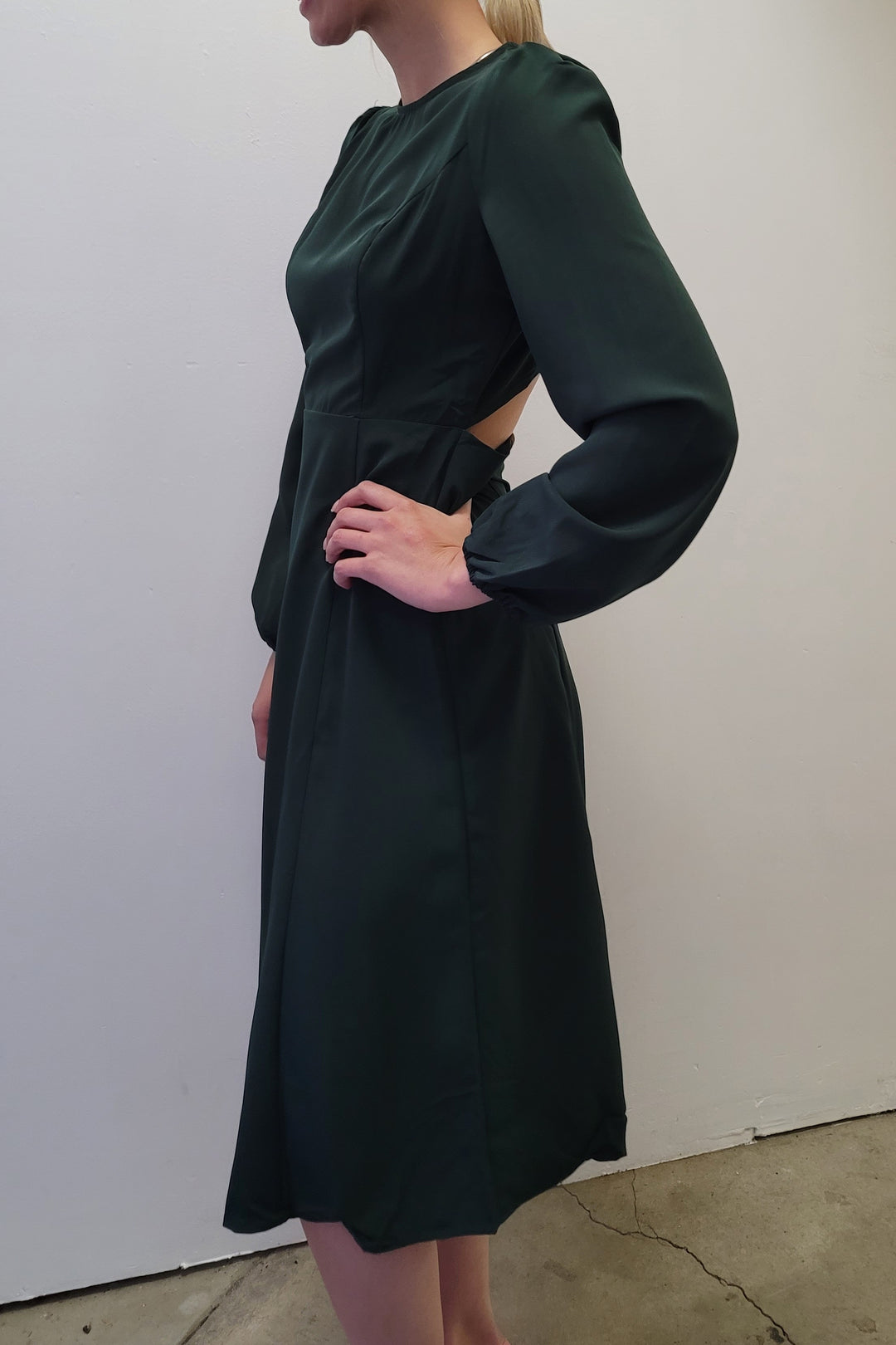 Molly Hunter Green Midi Dress