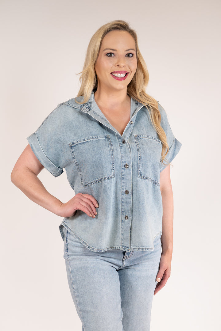 Daze Wildcard Rolled Sleeve Shore Top