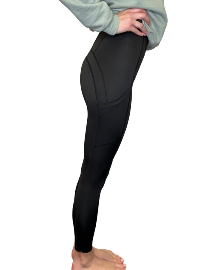 Black Shimmer High-Rise Tight 28" with Pockets